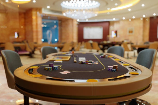 Fixed payout table displayed on every table Payout table display showing hand rankings and odds