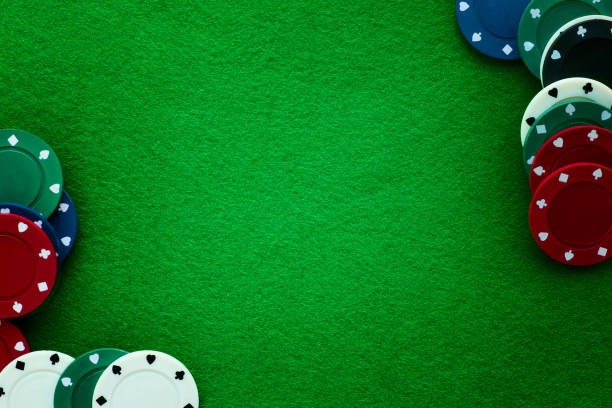 Live roulette: 37-number European wheel with multi-camera coverage European roulette wheel and betting layout